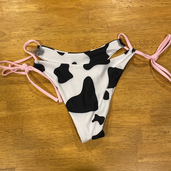 SHEIN cowprint bathing suit - Picture 3 of 6